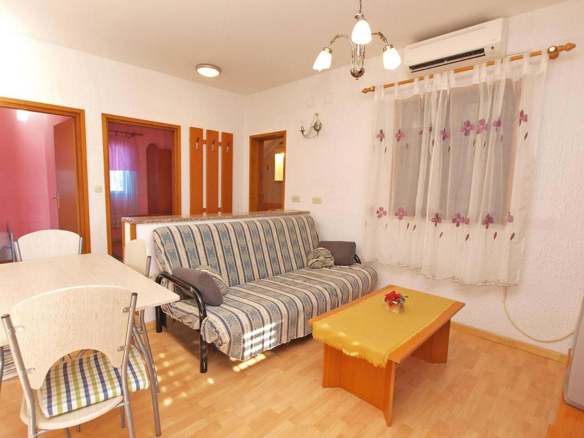 Alma Apartment بوريتش المظهر الخارجي الصورة