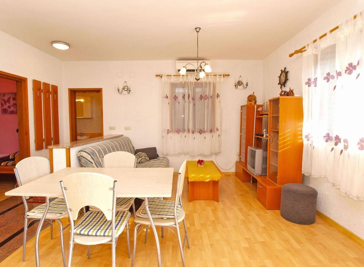 Alma Apartment بوريتش المظهر الخارجي الصورة
